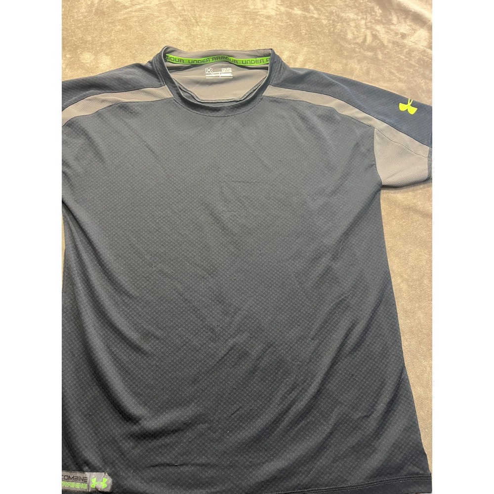 Under Armour Mens Combine Training HeatGear Shirt Gray Black Mesh Gym Tee MD